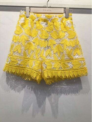 Floral Embroidered Crochet Short Pants PANTS Gracia Fashion 