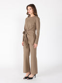 Bottom Tie String Point Top