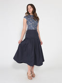 Midi length pleated skirt