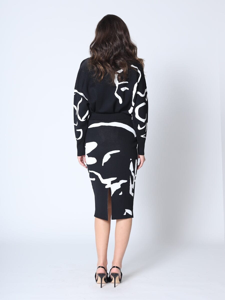 Face-Line Printing Bodycon Knit Skirt w/Back Slit SKIRT Gracia Fashion 