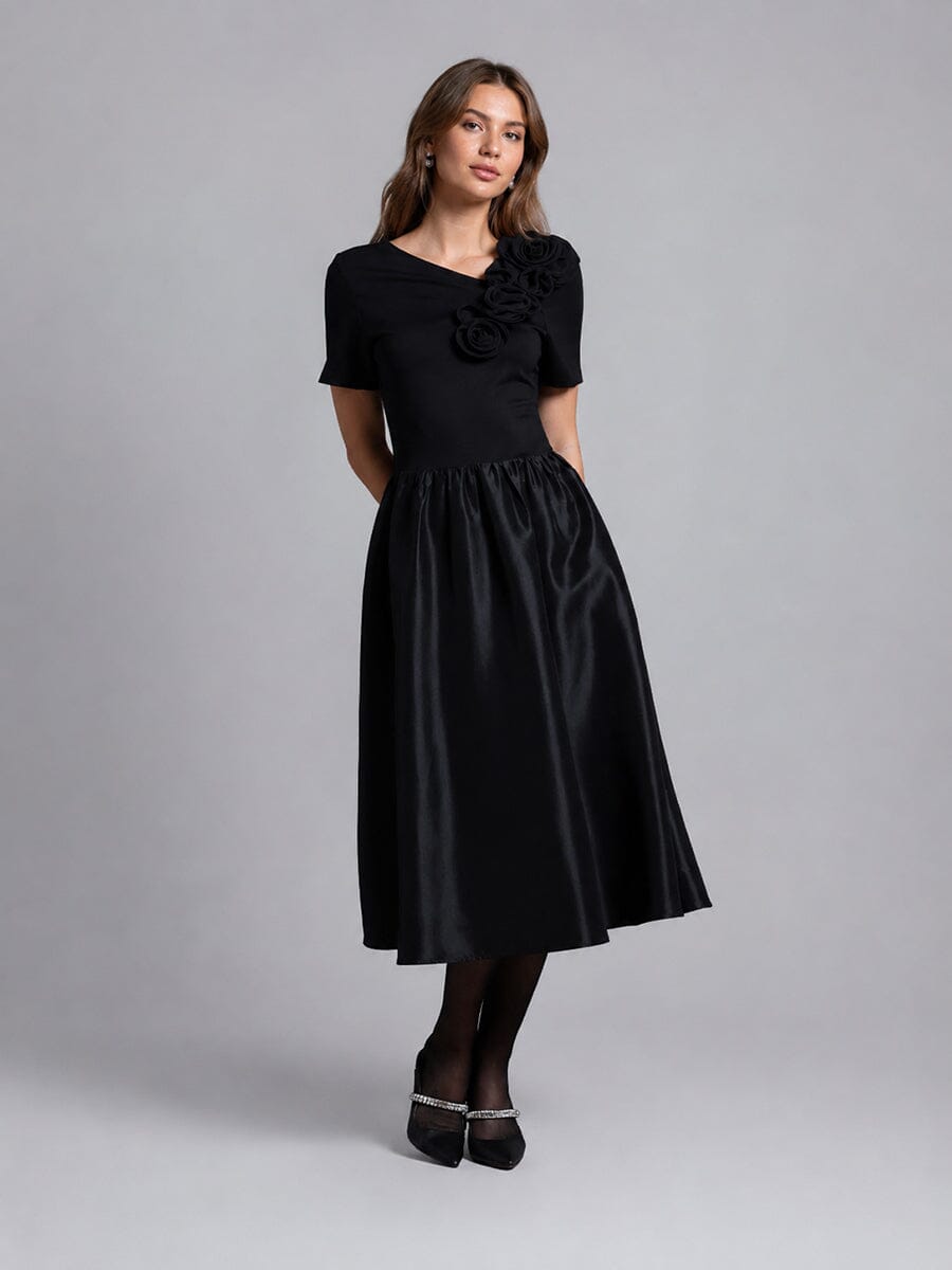 gracia fashion dresses Embroidered sleeve &skirt bottom puff sleeve dress Black / M