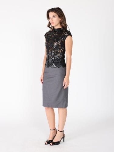 Floral Lace Detail Sleeveless Top JACKET Gracia Fashion 