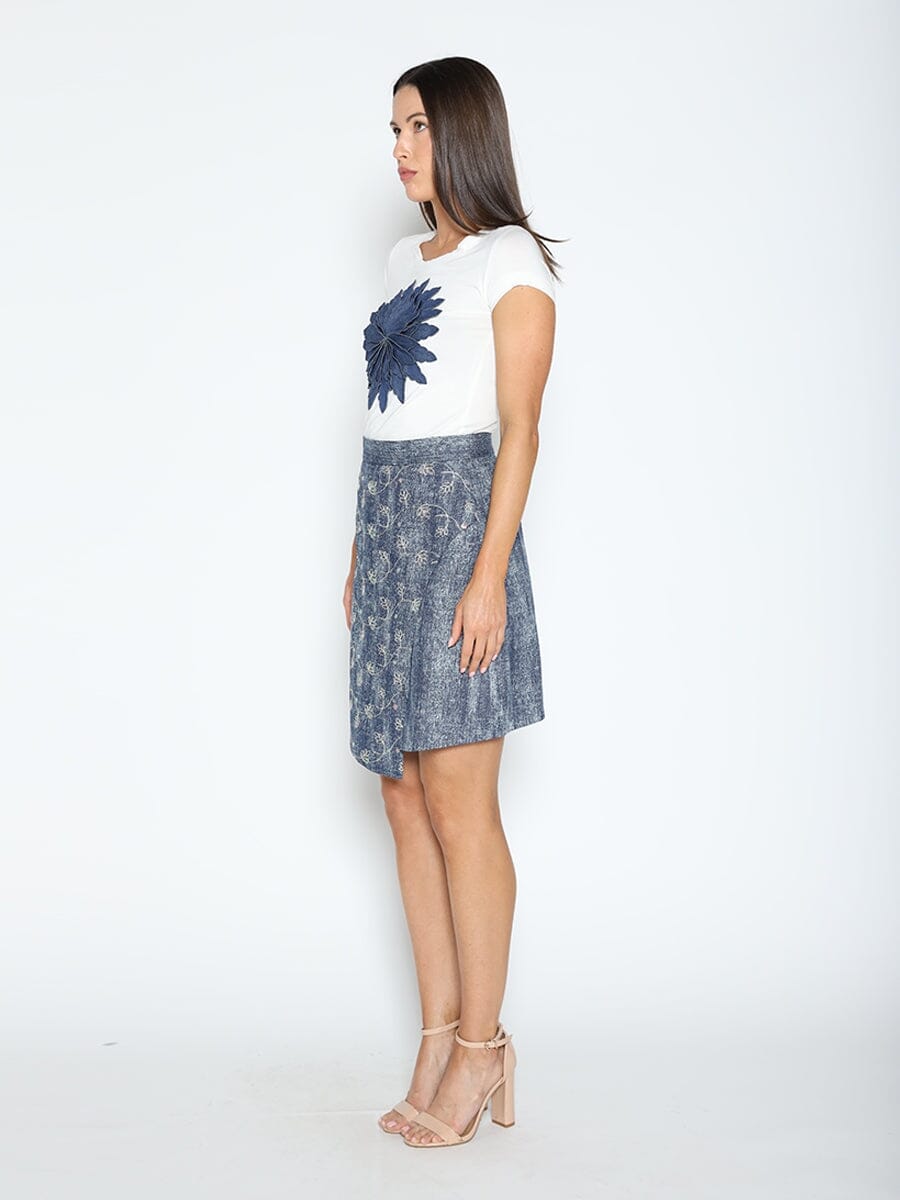 Flower Applique Short Sleeve Tee Top TOP Gracia Fashion 