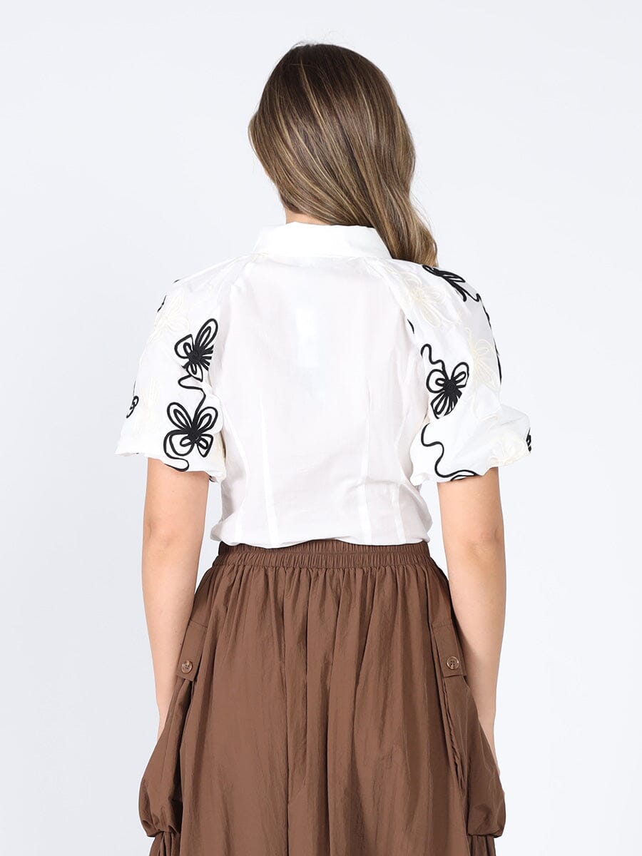 Flower stitch puffed sleeve shirt TOP Gracia Fashion 