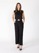 Front button open v-bottom hem sleeveless top SET Gracia Fashion 