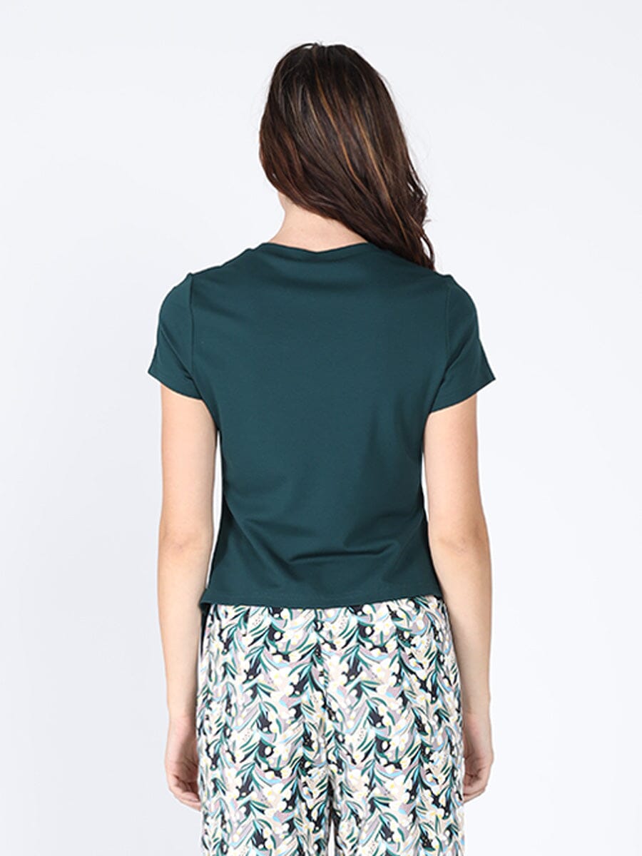 Sleeveless Flower Applique Sharp Asymmetrical Top TOP Gracia Fashion 