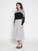 Zip-Front Crew Neck Spliced Denim Cropped Jacket JACKET Gracia Fashion 